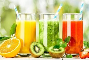 هنگام ابتلا به آنفلوآنزا آبمیوه طبیعی نخورید