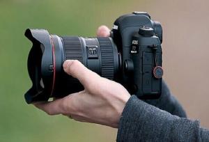 عکاسان اصفهان زیر سایه رقابت مجازی و قراردادهای غیرقانونی تالارها