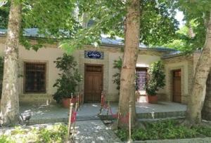 برپایی آیین سوگواری امام حسین(ع) در خانه تاریخی ملک