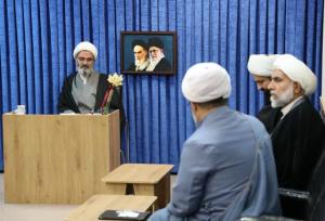 لزوم باز شدن درب تعدادی از مساجد هر شهرستان در طول روز