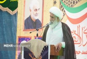 امام جمعه میناب: بام میناب امروز به برکت شهدا رنگ ایثار گرفت