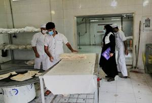 طرح پایش بهداشتی نانوایی‌ها و واحدهای تولید نان فانتزی در بوشهر اجراشد