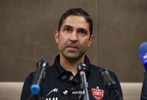 وحید هاشمیان پس از پنجمین تساوی: یکی از بهترین بازی‌های پرسپولیس بود!