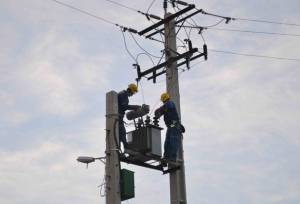 ۱۰ روستای فارس برق‌دار می‌شوند/ افتتاح ۷ مزرعه خورشیدی