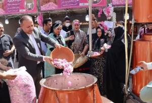 آیین گلاب‌گیری کاشان جهانی شد