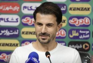 سرمربی ذوب‌آهن: جوانان ذوب‌آهن آینده این باشگاه‌ هستند/ ۱۰ دقیقه بازی را از دست دادیم و سخت مجازات شدیم