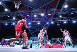 تیم بسکتبال ۳ نفره مردان مدال نقره گرفت