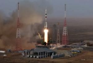 خدمه آمریکایی-روسی ۳ ساعته به ایستگاه فضایی بین المللی رسیدند