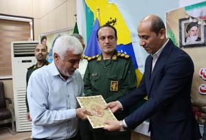فرماندار دشتی: با همدلی و وفاق می‌توانیم از همه مشکلات عبور کنیم