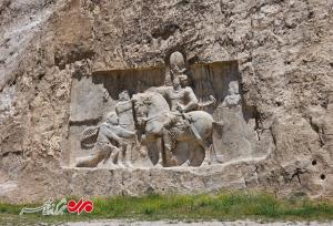 نقش‌هایی که غرور ملی رازنده نگه می‌دارند؛ پیروزی ایران بر امپراتور روم