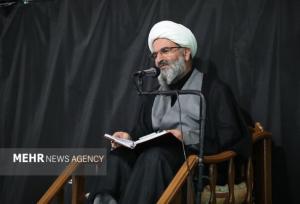 «عبادت فاطمی» نور بندگی که آسمان‌ها را روشن کرد