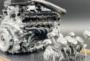 ریتم زیبای ۱۰ سیلندر با «لکسوس»