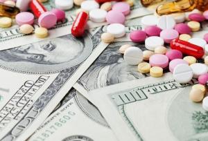 تنگنای ارزی و بدهی‌های سنگین؛ ۱۴۰ همت مطالبات در حوزه دارو و تجهیزات