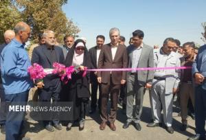 نگین سبز تهران درخشان تر شد؛افتتاح گلخانه مکانیزه و پروژه‌های پاکدشت