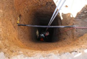 یک کشته و یک مصدوم در حادثه ریزش چاه در قم