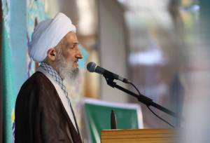 سپاه و بسیج خط مقدم مقابله با تروریست هستند