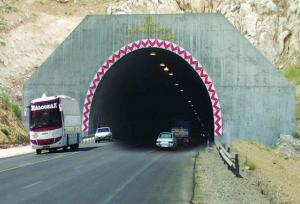 بازگشایی کامل تونل رخ در محور شهرکرد – اصفهان