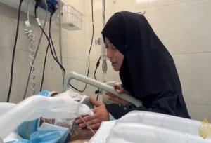 ۹ فرزند میان سنگ و شعله‌ها؛ وداع مادرانه‌ای که جهان را لرزاند