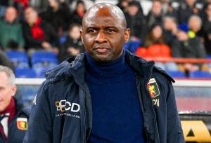 پاتریک ویرا از سرمربیگری جنوا اخراج شد