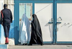 ۲۴ زندانی زن مدرک دکتری دارند!