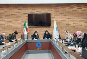 بررسی رمان نوجوان «فرار ماردوش» در محفل کتاب‌خوانش رشت