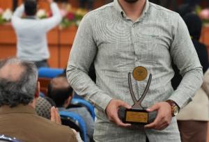 از ورود اتفاقی به پژوهش تا کسب عنوان دبیر کمیته پژوهشی برتر کشوری