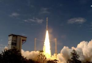 موشک اروپایی ماهواره کره ای را به فضا برد