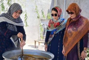جشن وحدت بانوان کارآفرین و فعال اجتماعی شیعه و سنی تربت‌جام 