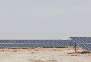 توسعه انرژی‌های پاک در بروجرد/ اجرای طرح‌های نیروگاه خورشیدی با ظرفیت ۸۰ مگاوات