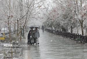 مناطقی از اصفهان پایان هفته برفی می‌شود؛ افزایش ۲ درجه‌ای دما