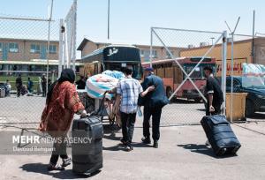 شناسایی و انتقال ۹۵ تبعه غیرمجاز در آرادان