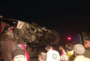 واژگونی اتوبوس در جاده گرمسار