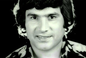 دورهمی آغاسی با ابی و اندی در دبی، سال ۱۳۷۸