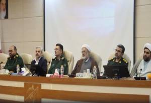 ایستادگی در برابر دشمن و خدمت به مردم، راهبرد اصلی پاسداری از انقلاب است