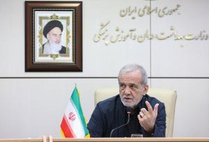 پزشکان از قالب‌های محدود خارج شوند و نجات‌بخش جامعه باشند