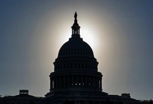 طولانی‌ترین تعطیلی دولت فدرال چه خسارت‌هایی به آمریکا وارد کرده است؟