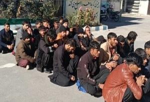 جانشین انتظامی خاش: ۲۰۶ نفر اتباع بیگانه غیرمجاز جمع آوری شد