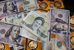 مسیر متفاوت طلا و دلار در بازار تهران