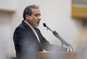 عراقچی: بریتانیا به حقوق شهروندان ایرانی احترام بگذارد