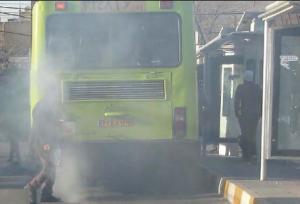 نقش پررنگ کامیون‌ها و اتوبوس‌های فرسوده در آلودگی هوا