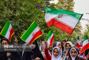 کاویانی: ۱۳ آبان آغاز تربیت نسل دانش‌آموزان با هویت دینی و انقلابی است