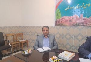 هنر ارزش‌ها را در جامعه منتقل می‌کند
