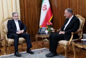 دیدار رئیس جدید نمایندگی جمهوری اسلامی ایران در اردن با عراقچی