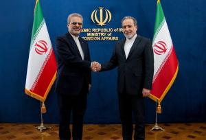 دیدار سفیر جدید جمهوری اسلامی ایران در ونزوئلا با وزیر امور خارجه