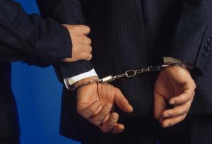 دستگیری مدیرعامل پیشین کارخانه سیمان دورود به اتهام اختلاس