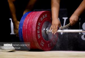 نادری: رقم قرارداد وزنه‌برداران از بقیه رشته‌ها عقب افتاده است