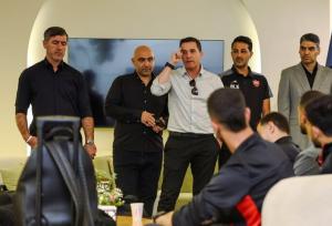 جلسه ویژه مدیرعامل با سرمربی پرسپولیس برای نیم‌فصل دوم