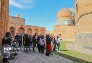 زمان طلایی حضور گردشگران در آذربایجان شرقی تابستان سال است