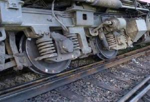 خارج شدن قطار از ریل در ایستگاه هشتگرد؛ حال مسافران خوب است