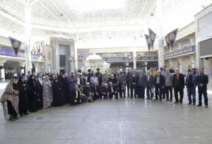 هنرمندان برجسته کشور حرم بانوی کرامت را زیارت کردند